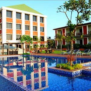 Greenleaf The Resort & Spa, Ganpatipule
